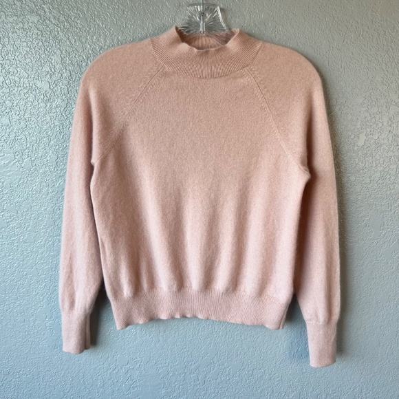 Everlane 100% Cashmere Mock Neck Feather Light Sweater - Picture 2 of 9